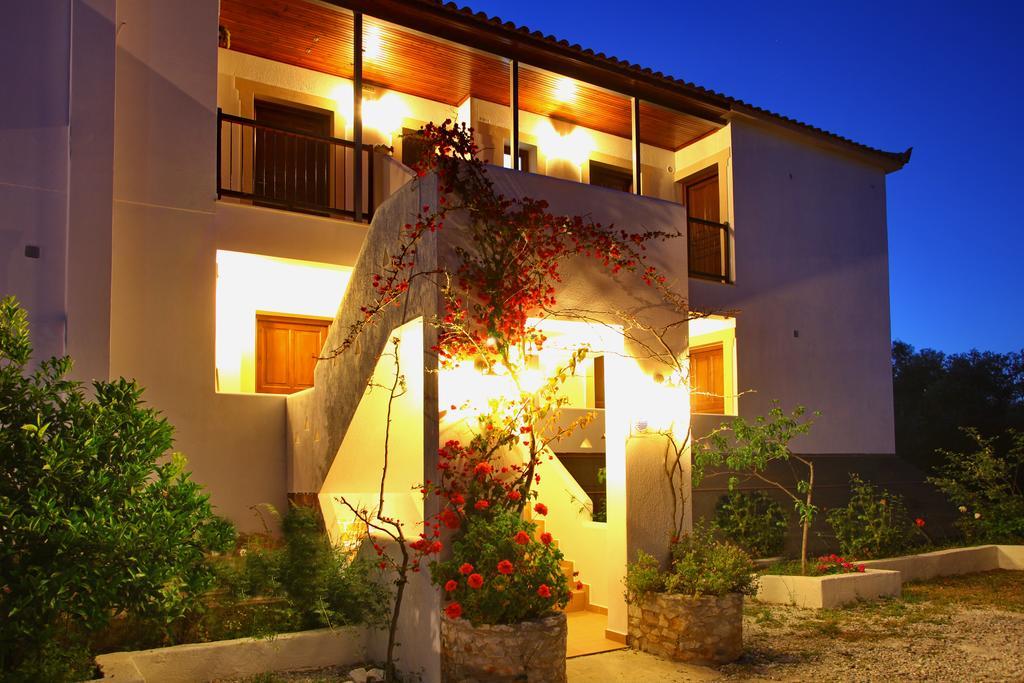 Giasemi Apartments Skopelos Town Exterior foto