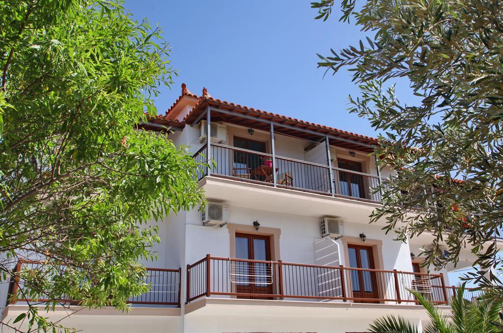 Giasemi Apartments Skopelos Town Exterior foto
